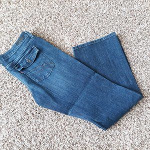 Host Pick 5/21/22 EUC Levi's 545 Low Boot Cut Jean Blue 12